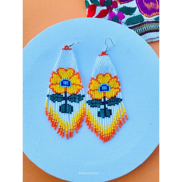 Mexican Earrings, Huichol Earrings, Floral Mexican Earrings, Boho Floral Earring - Picture 2 of 6